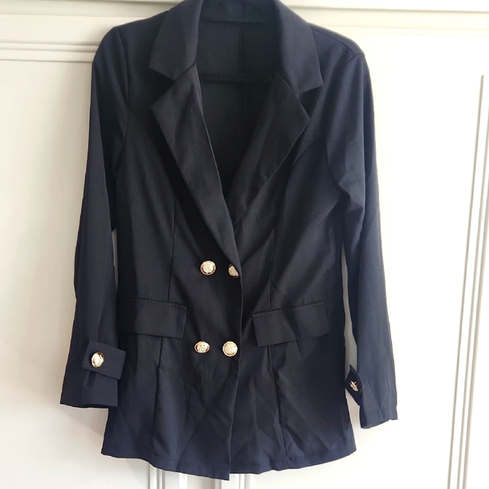 NWOT... Black Double-Breasted  Women's Blazer